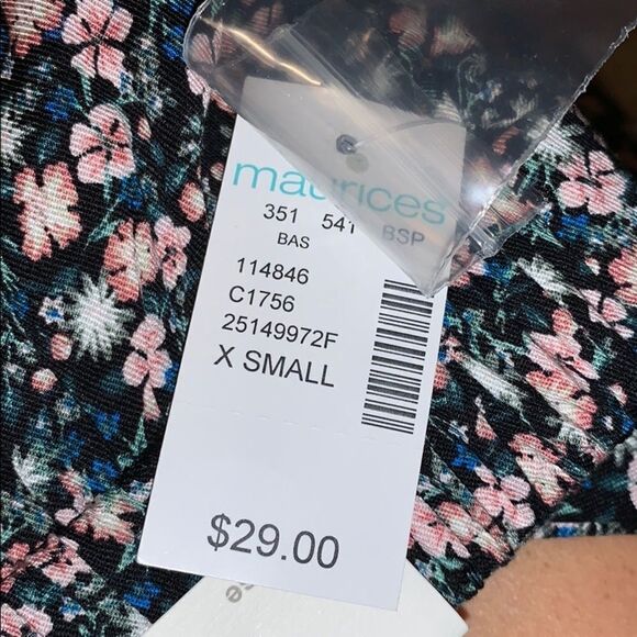 NWT Dark Floral button down mini skirt. Size XS - Picture 9 of 9